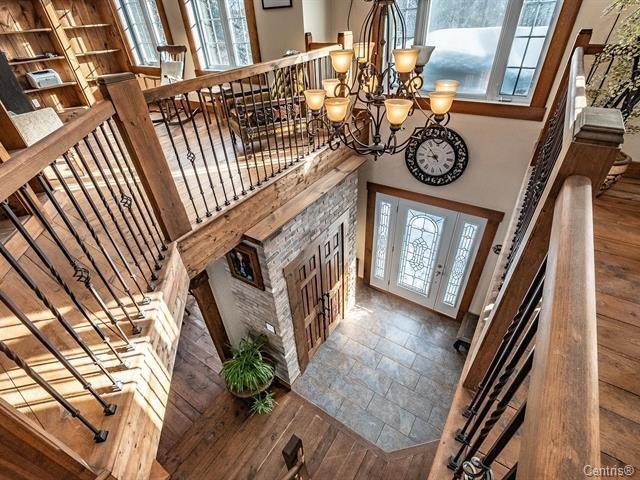 









991


Ch. de la Côte-St-Ambroise

,
Saint-Lin/Laurentides,




QC
J5M1H2

