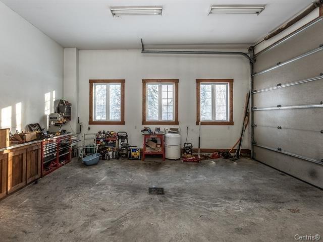 









991


Ch. de la Côte-St-Ambroise

,
Saint-Lin/Laurentides,




QC
J5M1H2

