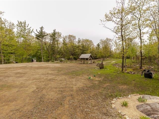









991


Ch. de la Côte-St-Ambroise

,
Saint-Lin/Laurentides,




QC
J5M1H2

