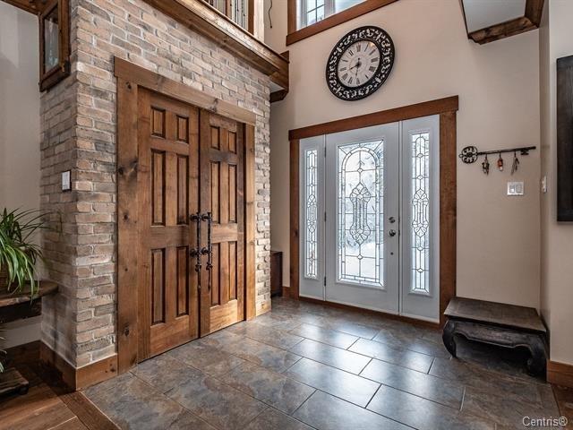 









991


Ch. de la Côte-St-Ambroise

,
Saint-Lin/Laurentides,




QC
J5M1H2

