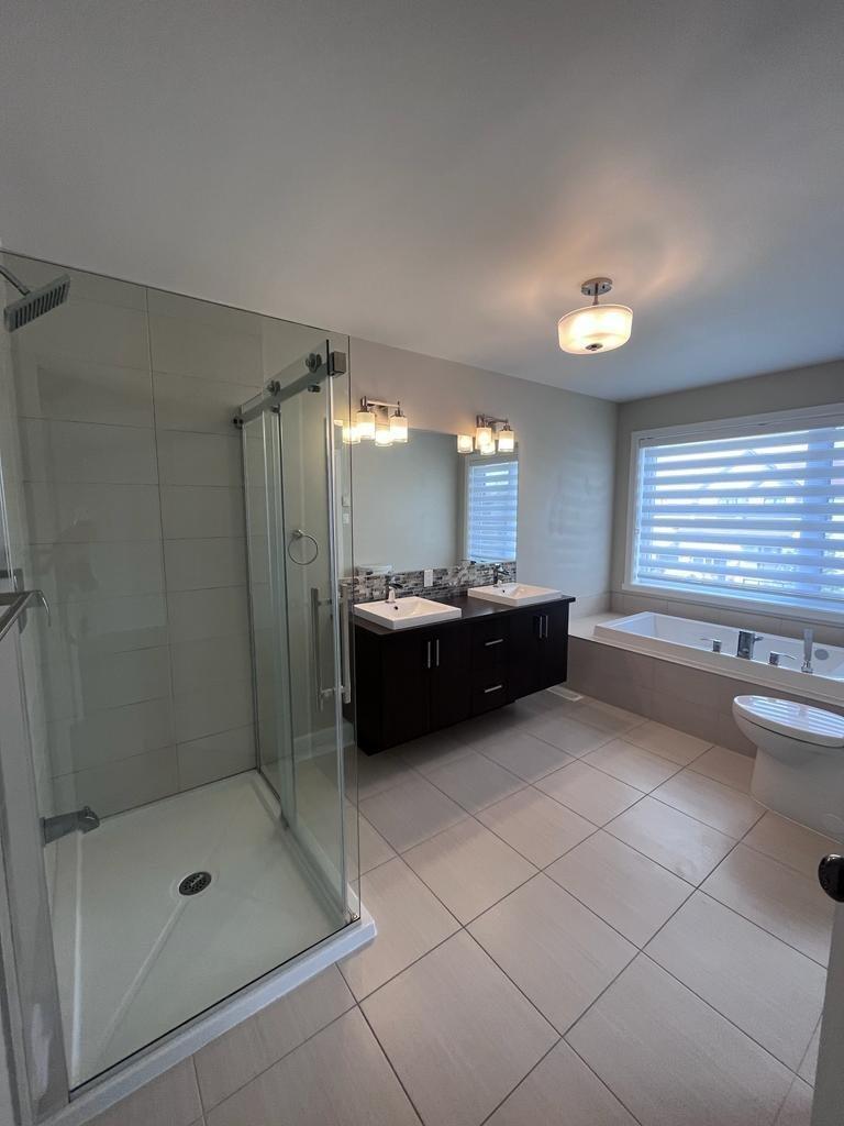 









101


Rue André-Mathieu

,
Vaudreuil-Dorion,




QC
J7V0C6

