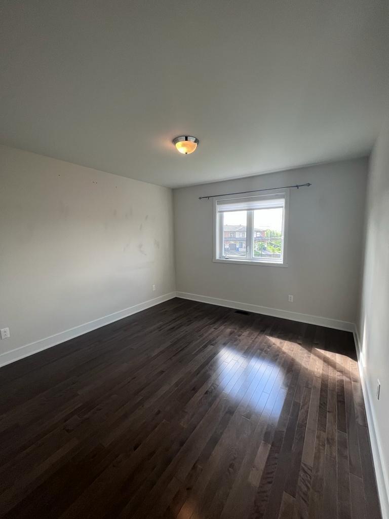 









101


Rue André-Mathieu

,
Vaudreuil-Dorion,




QC
J7V0C6

