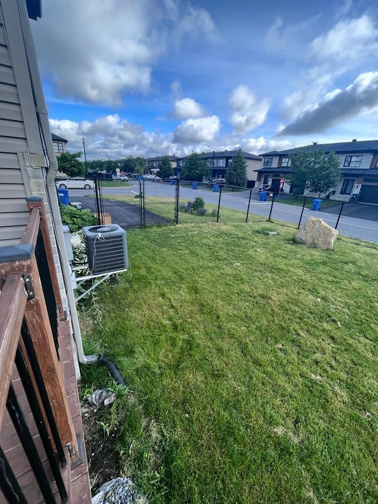 









101


Rue André-Mathieu

,
Vaudreuil-Dorion,




QC
J7V0C6

