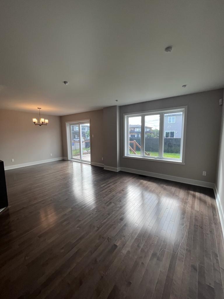









101


Rue André-Mathieu

,
Vaudreuil-Dorion,




QC
J7V0C6

