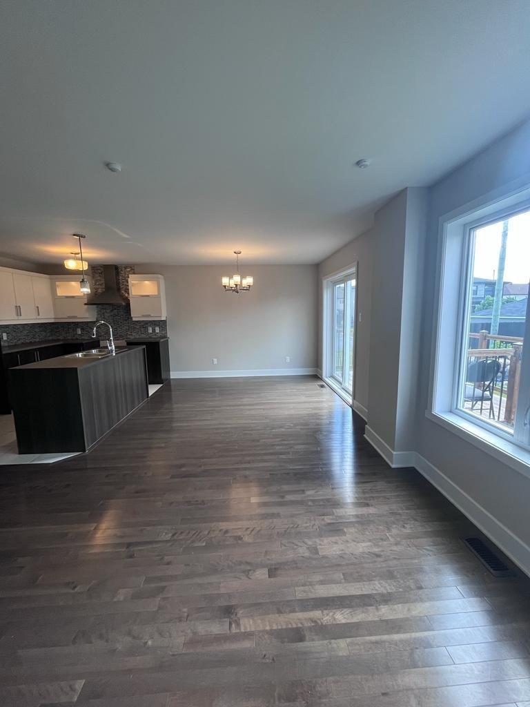 









101


Rue André-Mathieu

,
Vaudreuil-Dorion,




QC
J7V0C6

