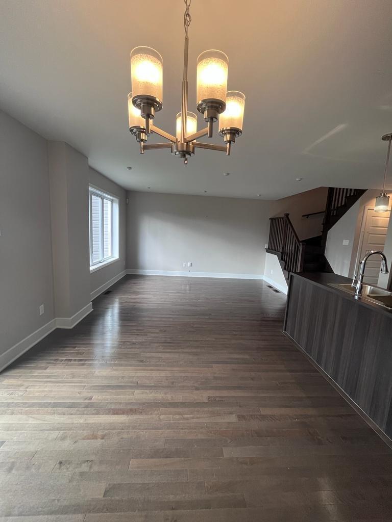 









101


Rue André-Mathieu

,
Vaudreuil-Dorion,




QC
J7V0C6

