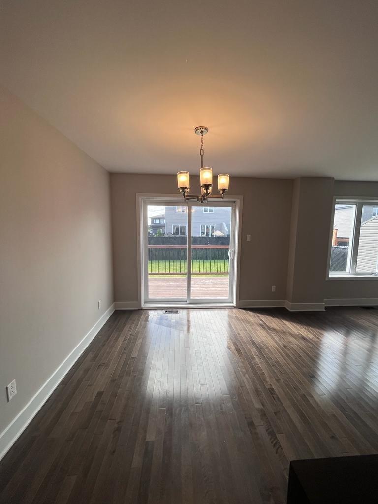 









101


Rue André-Mathieu

,
Vaudreuil-Dorion,




QC
J7V0C6


