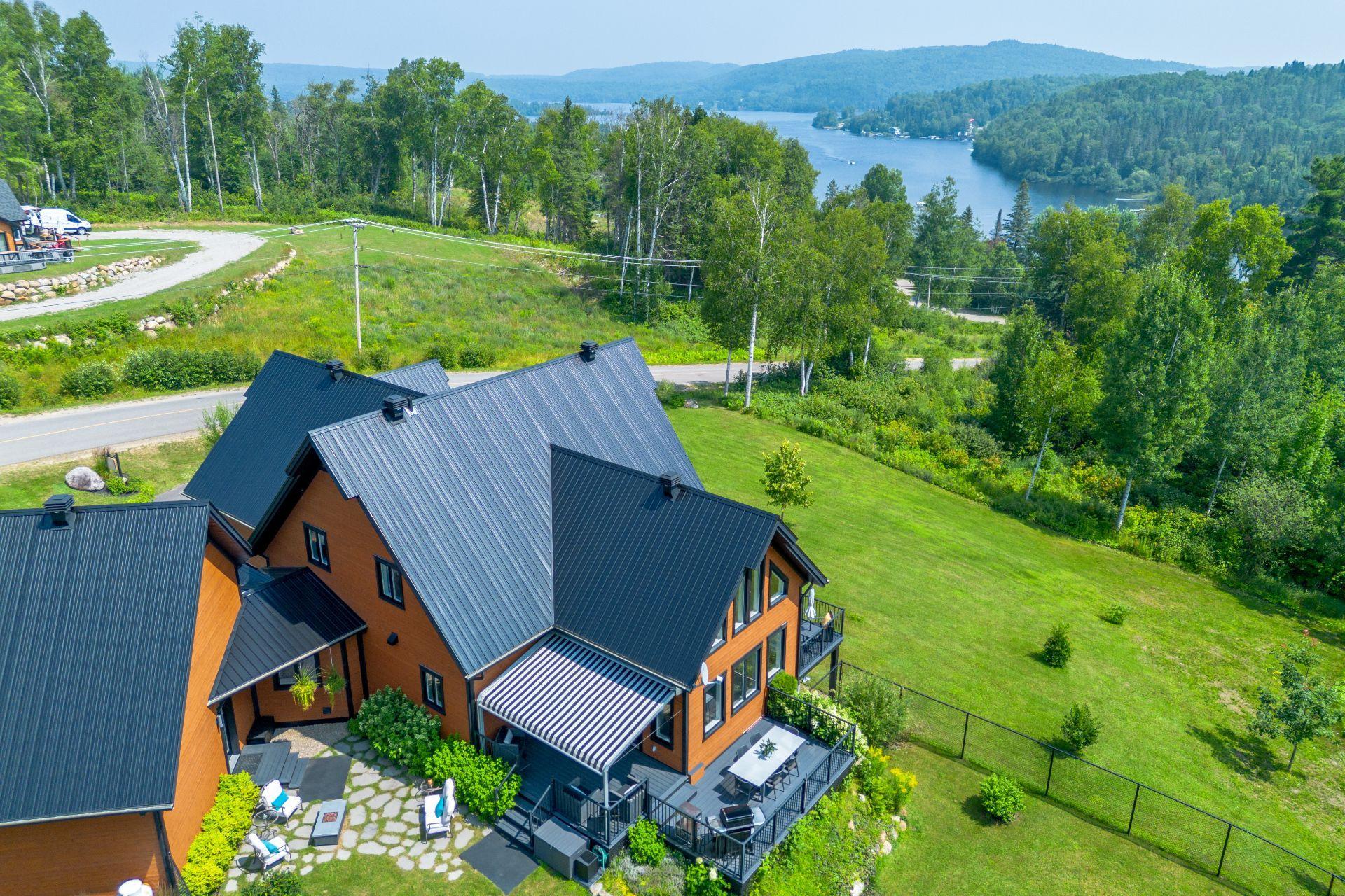 









521


Rue Vic

,
Saint-Michel-des-Saints,




QC
J0K3B0

