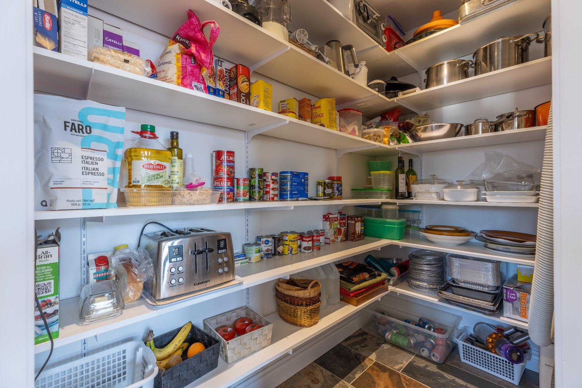 









521


Rue Vic

,
Saint-Michel-des-Saints,




QC
J0K3B0

