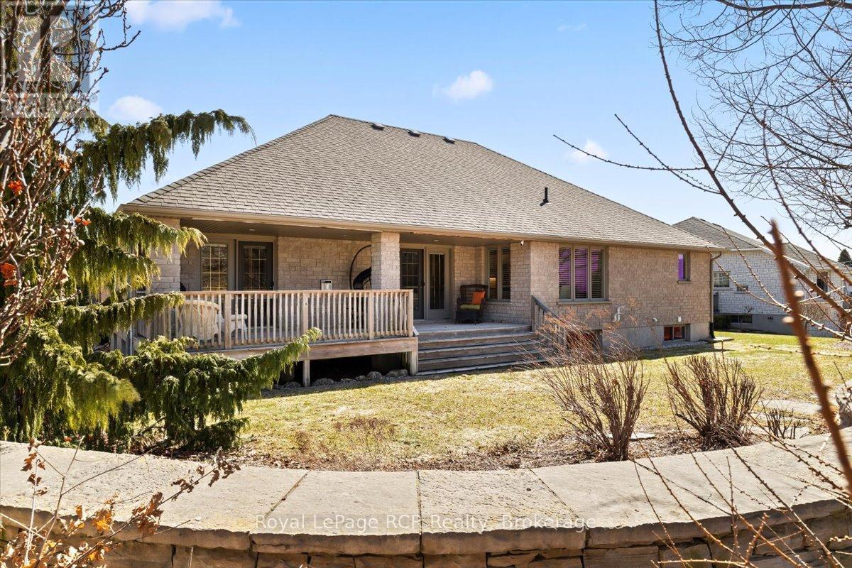 












98 11TH AVENUE

,
Hanover,




Ontario
N4N3V2

