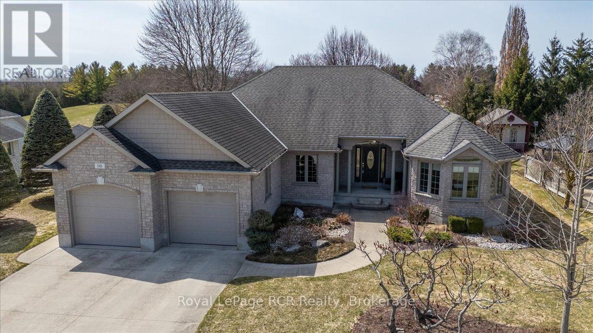 












98 11TH AVENUE

,
Hanover,




Ontario
N4N3V2

