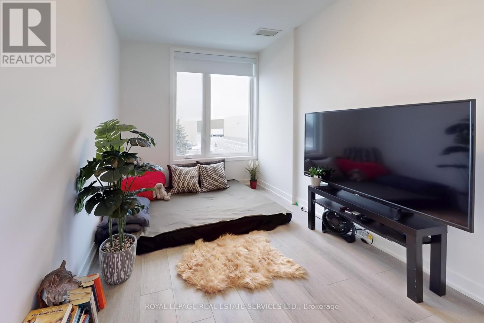 












314 - 3401 RIDGEWAY DRIVE E

,
Mississauga,




Ontario
L5L0B9

