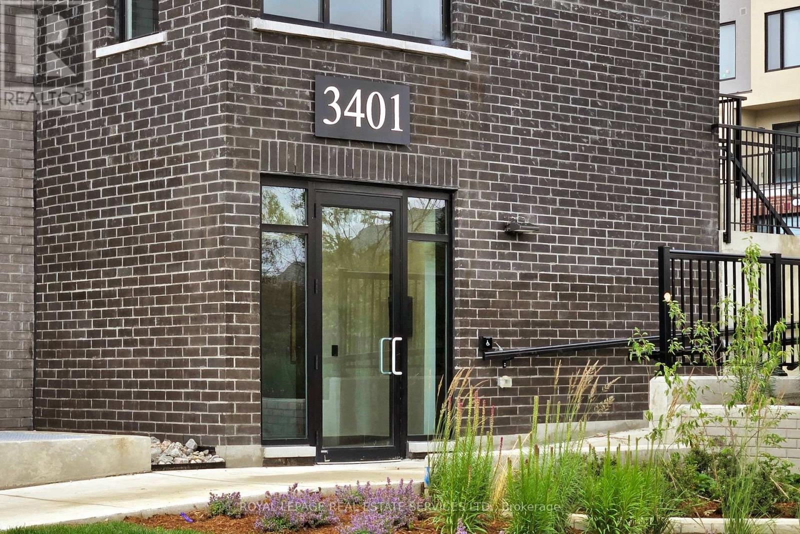 












314 - 3401 RIDGEWAY DRIVE E

,
Mississauga,




Ontario
L5L0B9

