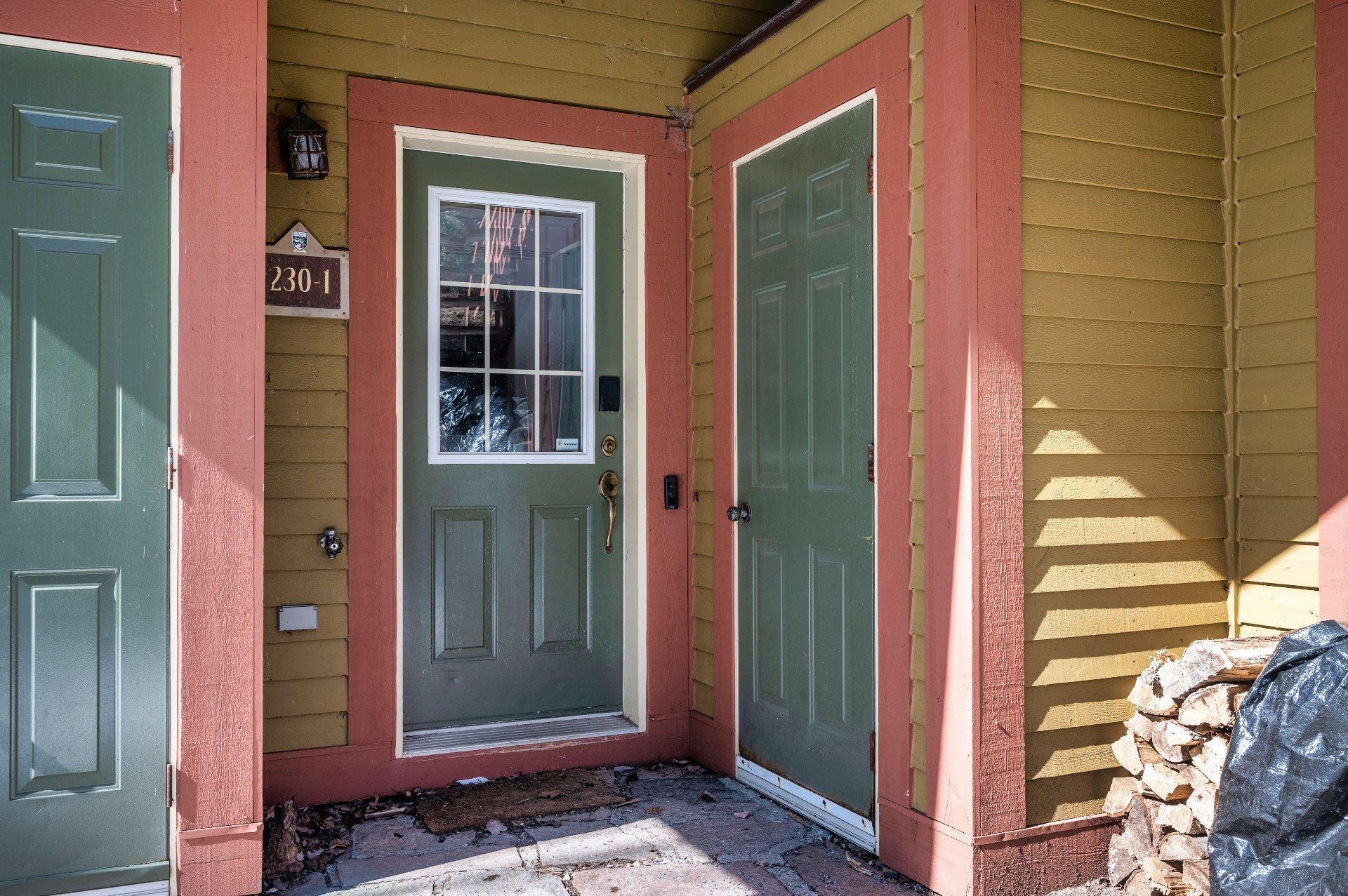 









230


Ch. de la Forêt

, 1,
Mont-Tremblant,




QC
J8E3K8

