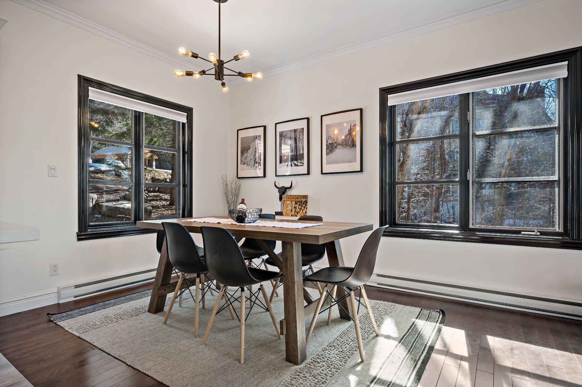 









230


Ch. de la Forêt

, 1,
Mont-Tremblant,




QC
J8E3K8

