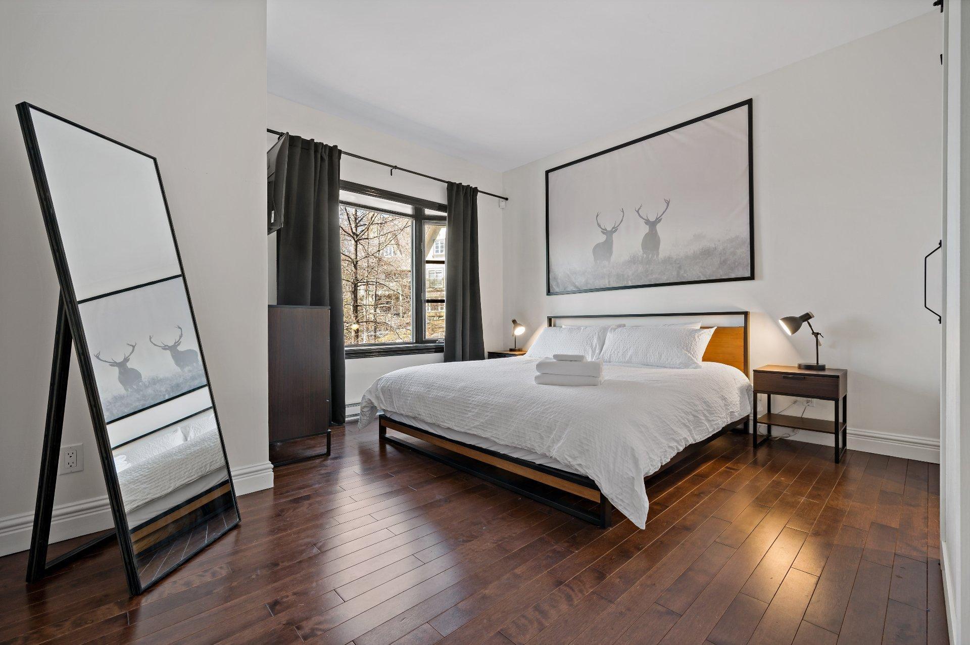 









230


Ch. de la Forêt

, 1,
Mont-Tremblant,




QC
J8E3K8


