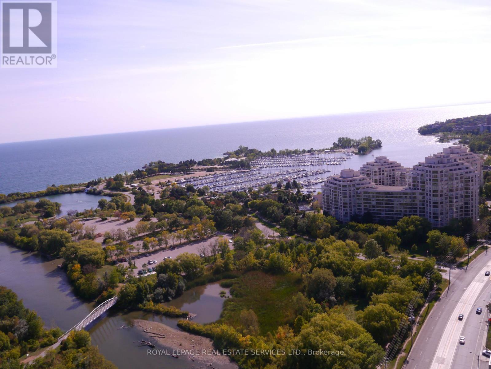 












3310 - 2200 LAKE SHORE BOULEVARD W

,
Toronto,




Ontario
M8V1A4

