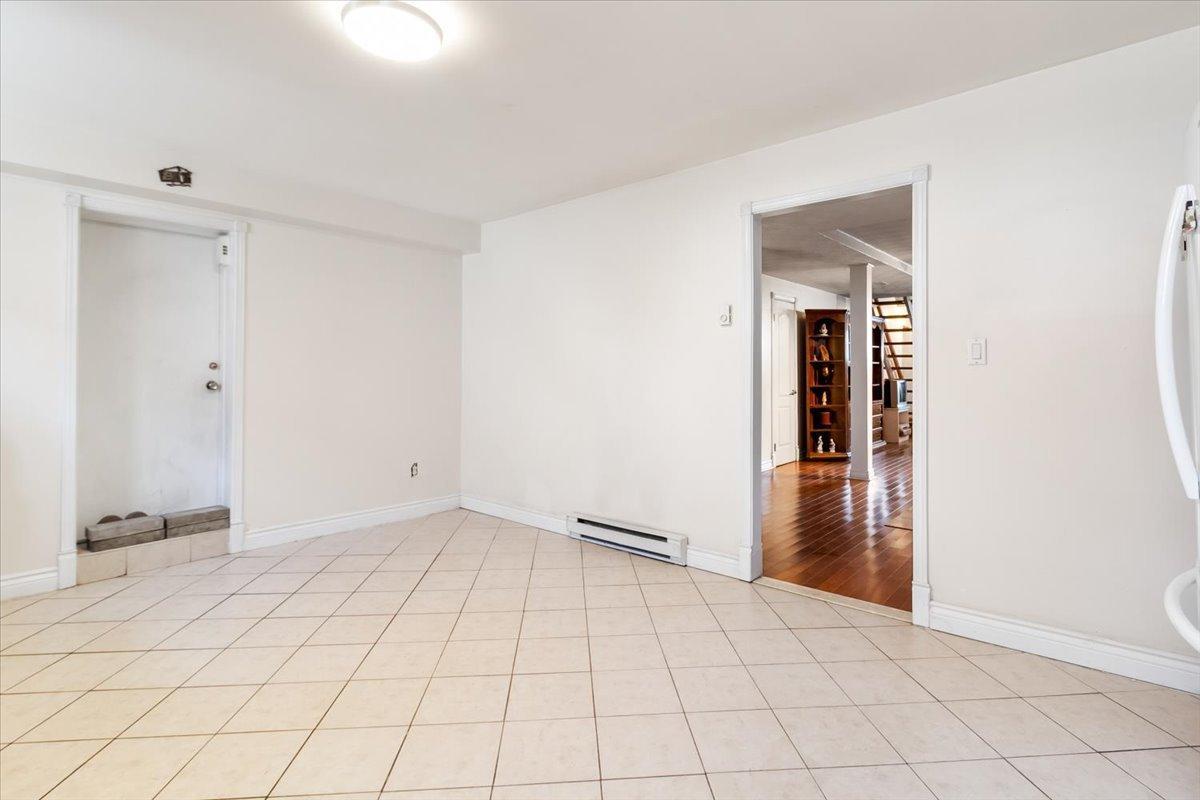 









6015

 - 6019


Rue Pierre-Bédard

,
Montréal (Mercier/Hochelaga-Maisonneuve),




QC
H1M1K3

