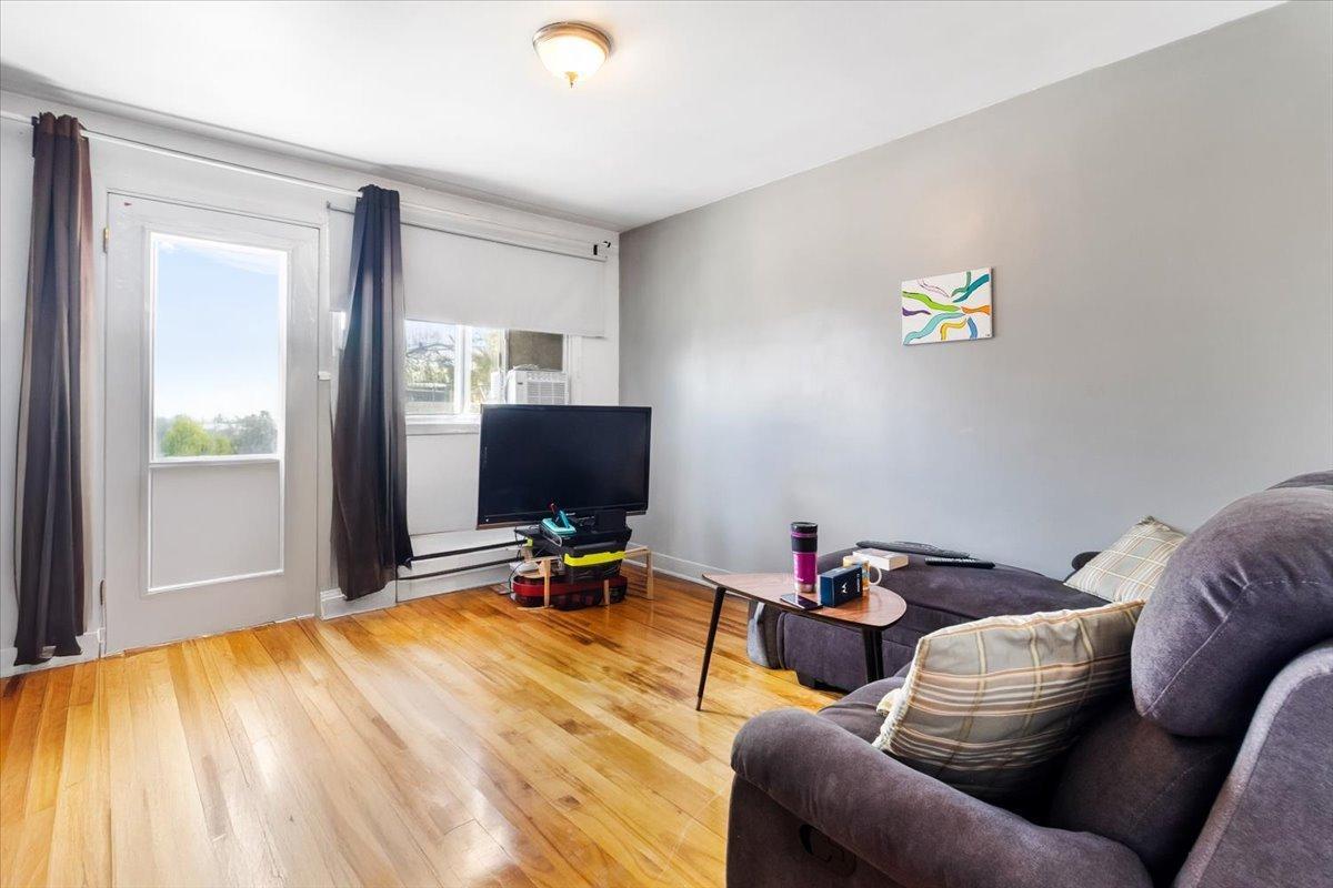 









6015

 - 6019


Rue Pierre-Bédard

,
Montréal (Mercier/Hochelaga-Maisonneuve),




QC
H1M1K3

