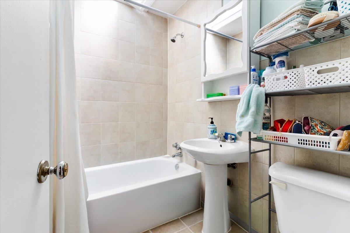 









6015

 - 6019


Rue Pierre-Bédard

,
Montréal (Mercier/Hochelaga-Maisonneuve),




QC
H1M1K3

