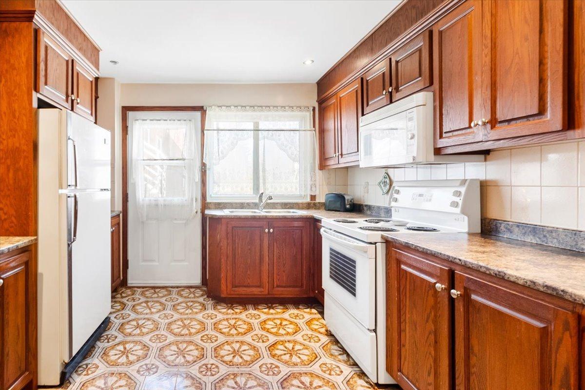 









6015

 - 6019


Rue Pierre-Bédard

,
Montréal (Mercier/Hochelaga-Maisonneuve),




QC
H1M1K3

