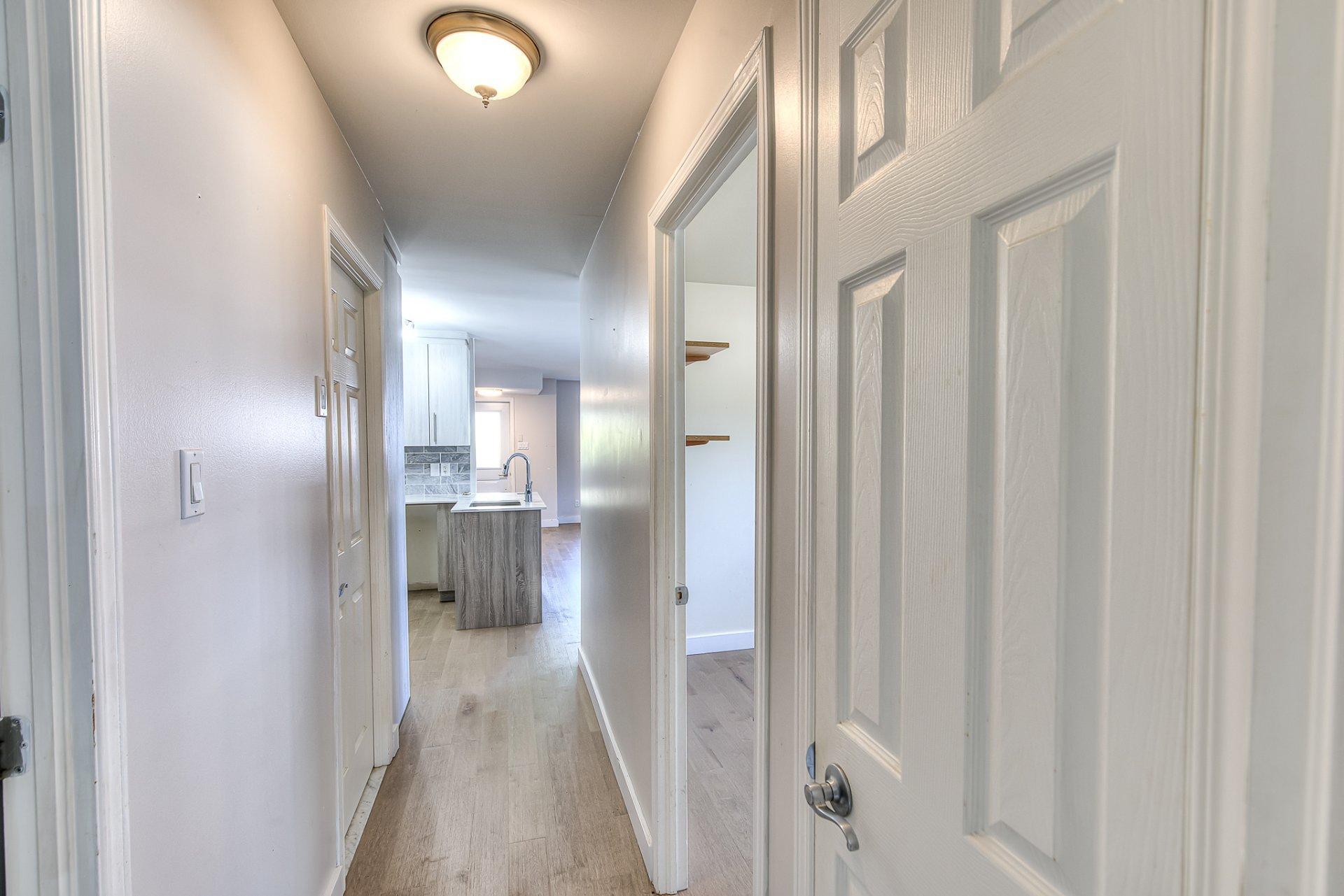 









7334A


Boul. Notre-Dame

,
Laval (Sainte-Dorothée),




QC
H7X4G7

