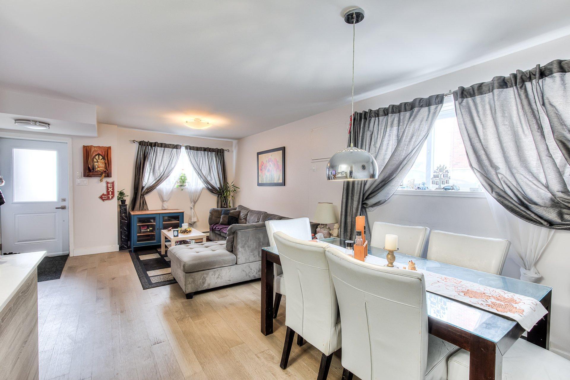 









7334A


Boul. Notre-Dame

,
Laval (Sainte-Dorothée),




QC
H7X4G7

