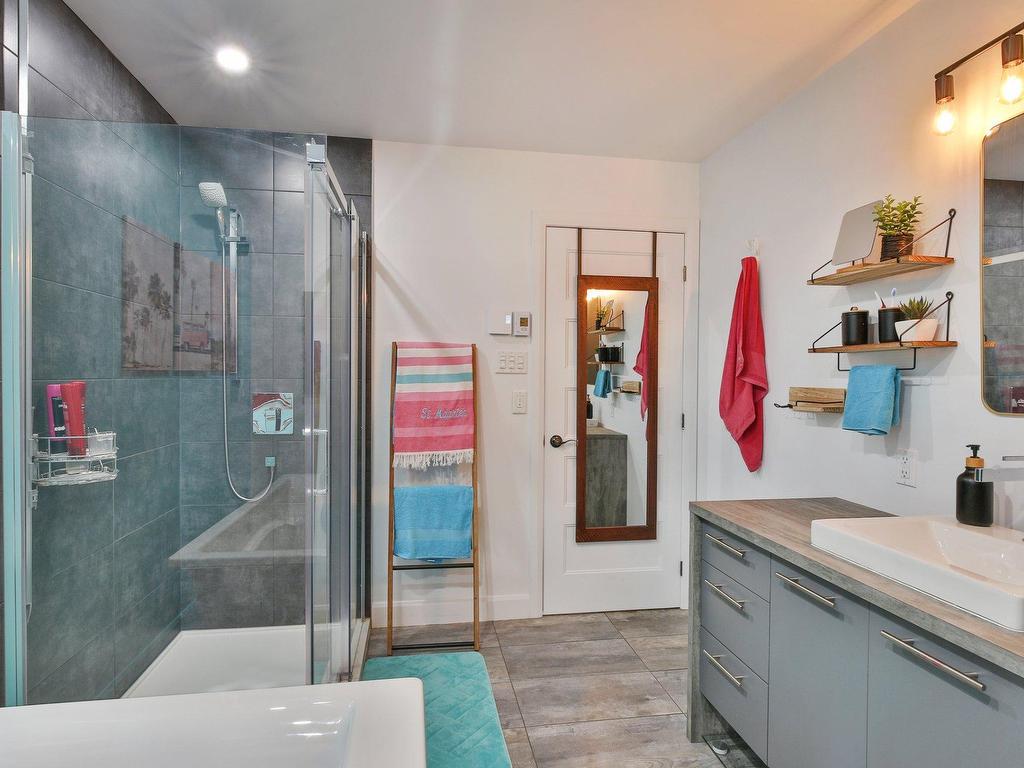 









1537


Rue Stevens

,
Farnham,




QC
J2N0G6

