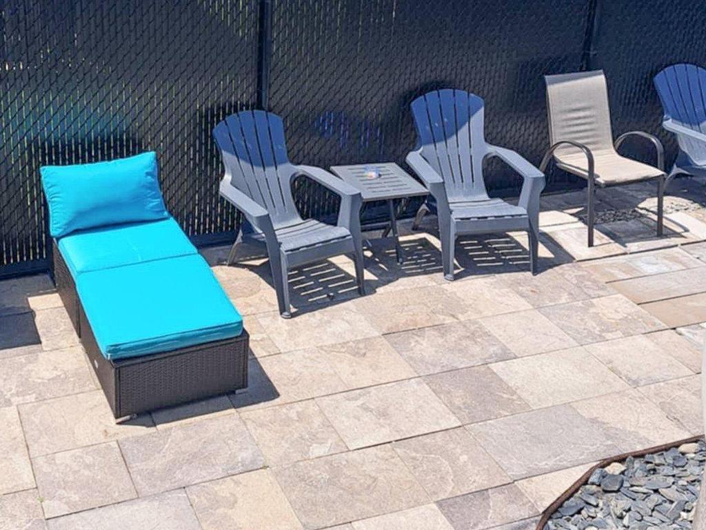 









1537


Rue Stevens

,
Farnham,




QC
J2N0G6

