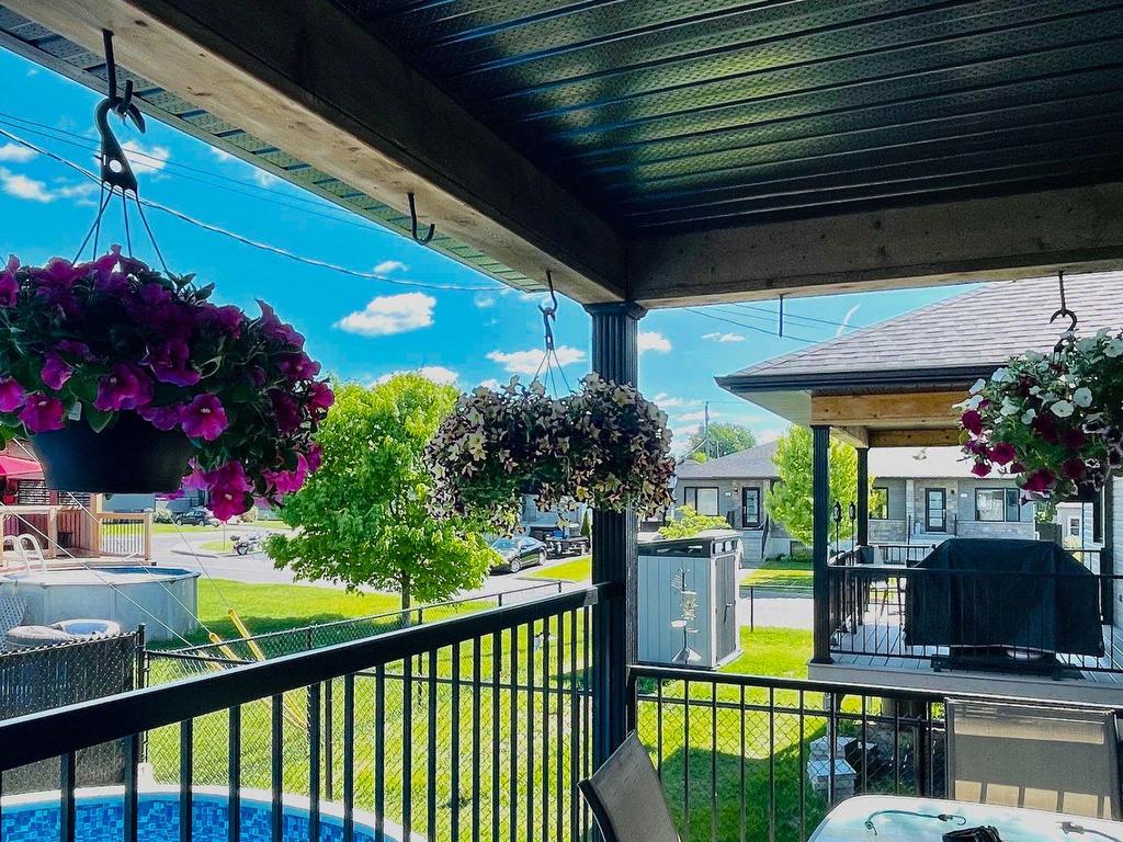 









1537


Rue Stevens

,
Farnham,




QC
J2N0G6


