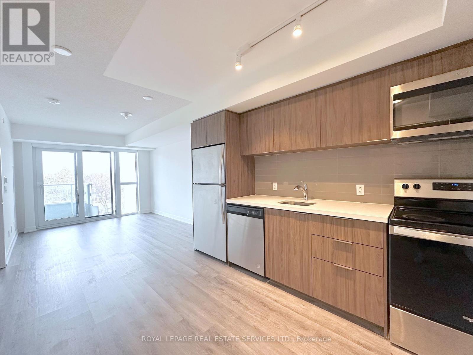 












605 - 1225 YORK MILLS ROAD

,
Toronto,




Ontario
M3A1Y4

