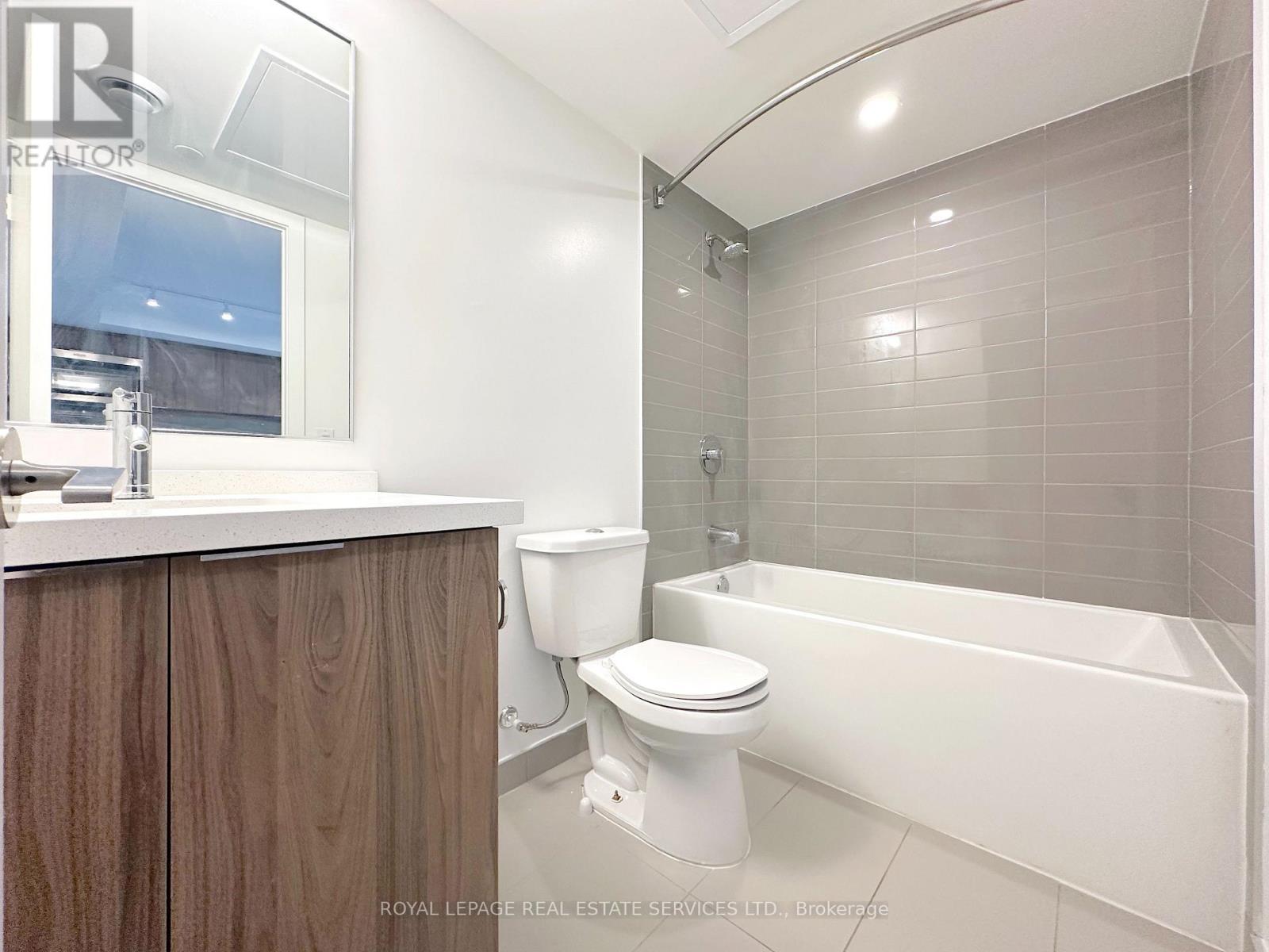












605 - 1225 YORK MILLS ROAD

,
Toronto,




Ontario
M3A1Y4

