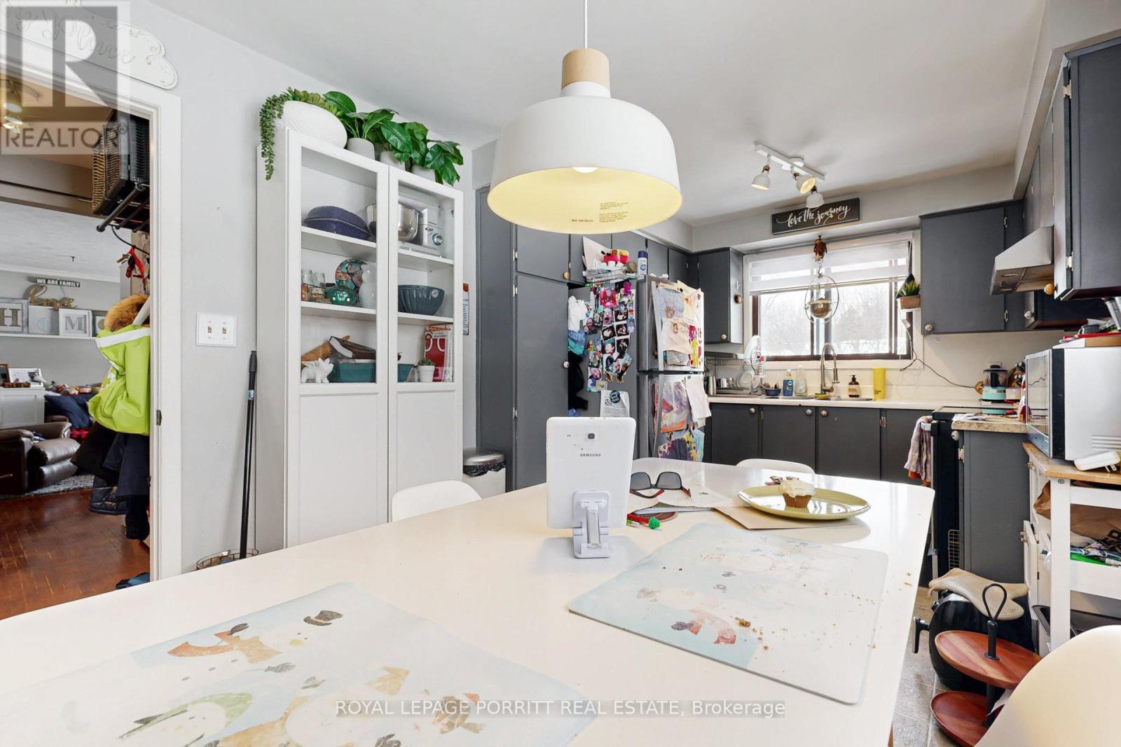 












15 MUSKOKA AVENUE

,
Toronto,




Ontario
M8W1H4

