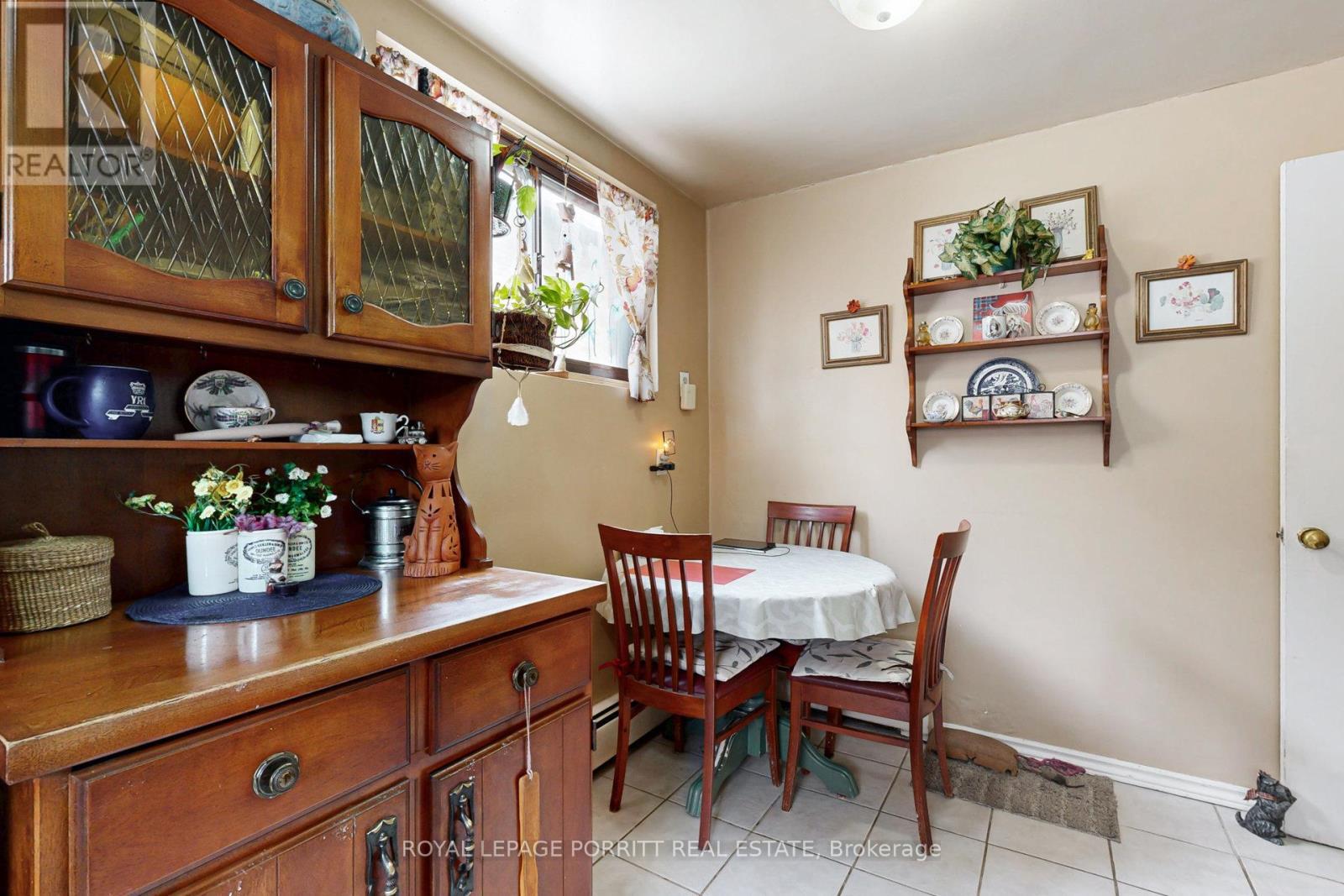 












15 MUSKOKA AVENUE

,
Toronto,




Ontario
M8W1H4

