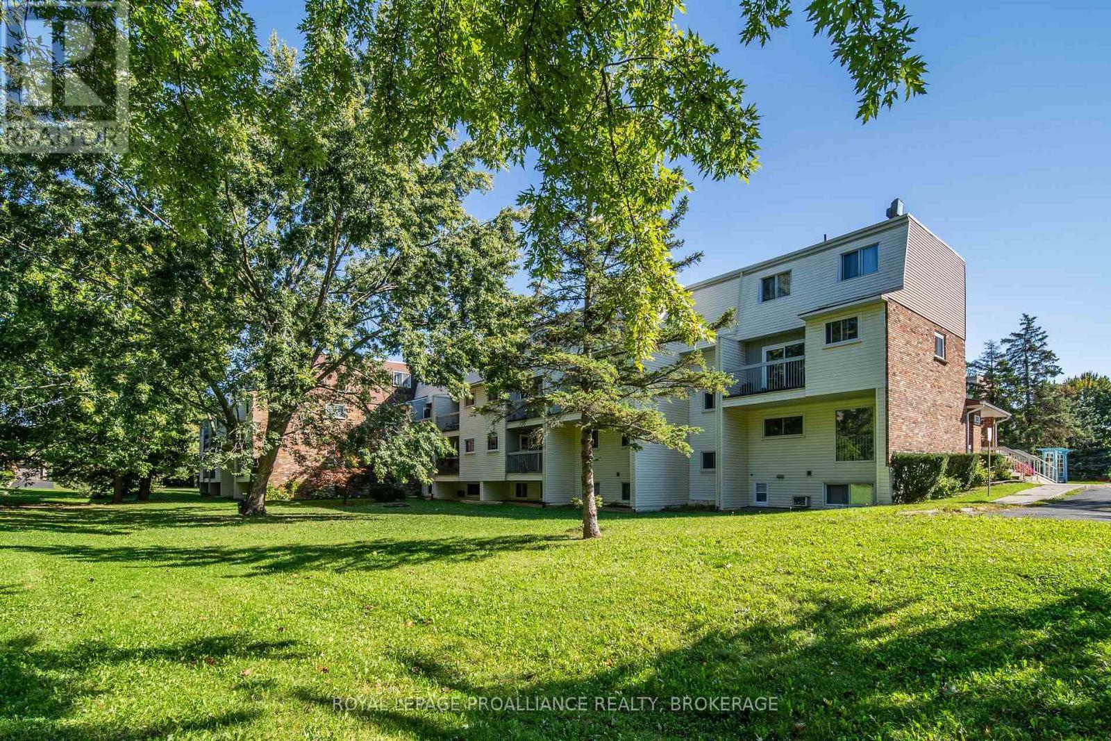 












312 - 1010 PEMBRIDGE CRESCENT

,
Kingston (North of Taylor-Kidd Blvd),




Ontario
K7P1A3

