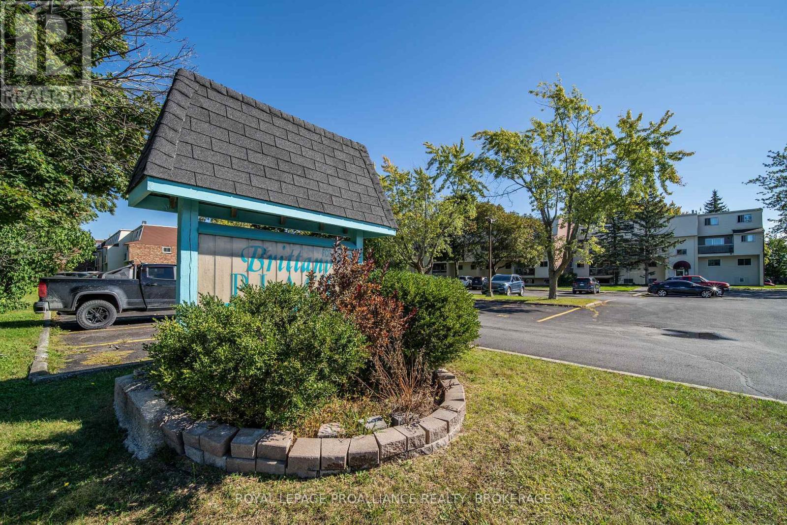 












312 - 1010 PEMBRIDGE CRESCENT

,
Kingston (North of Taylor-Kidd Blvd),




Ontario
K7P1A3

