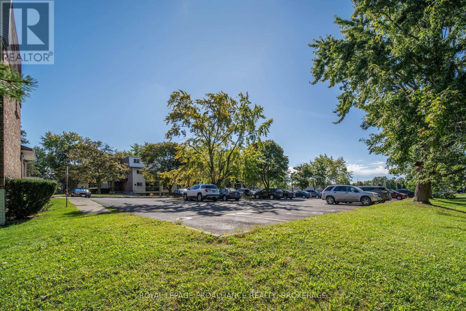 












312 - 1010 PEMBRIDGE CRESCENT

,
Kingston (North of Taylor-Kidd Blvd),




Ontario
K7P1A3

