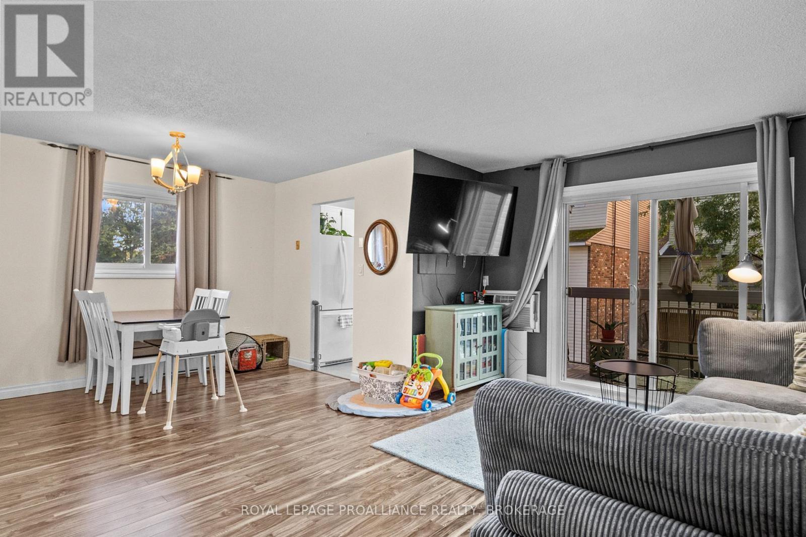 












312 - 1010 PEMBRIDGE CRESCENT

,
Kingston (North of Taylor-Kidd Blvd),




Ontario
K7P1A3

