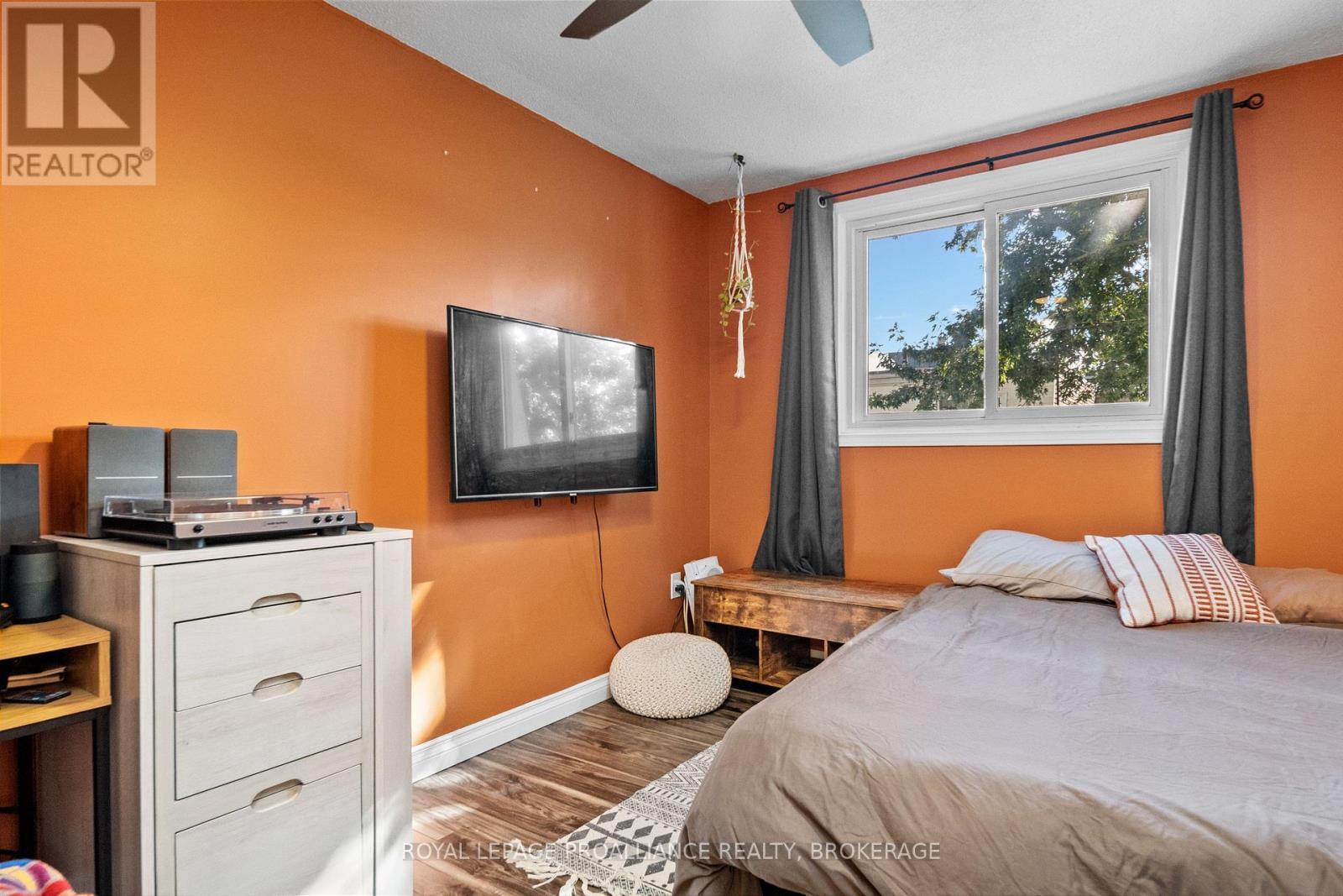 












312 - 1010 PEMBRIDGE CRESCENT

,
Kingston (North of Taylor-Kidd Blvd),




Ontario
K7P1A3

