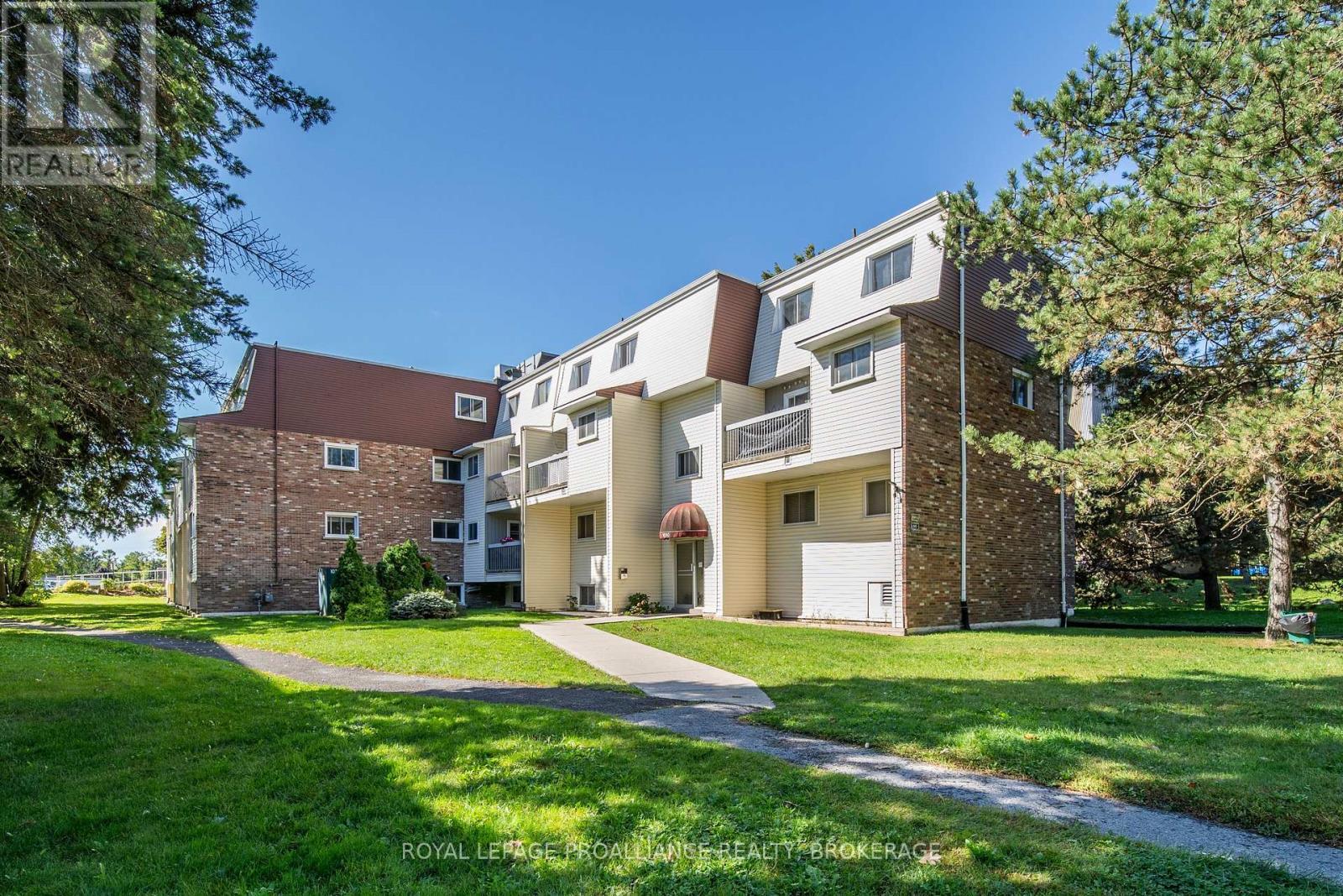 












312 - 1010 PEMBRIDGE CRESCENT

,
Kingston (North of Taylor-Kidd Blvd),




Ontario
K7P1A3

