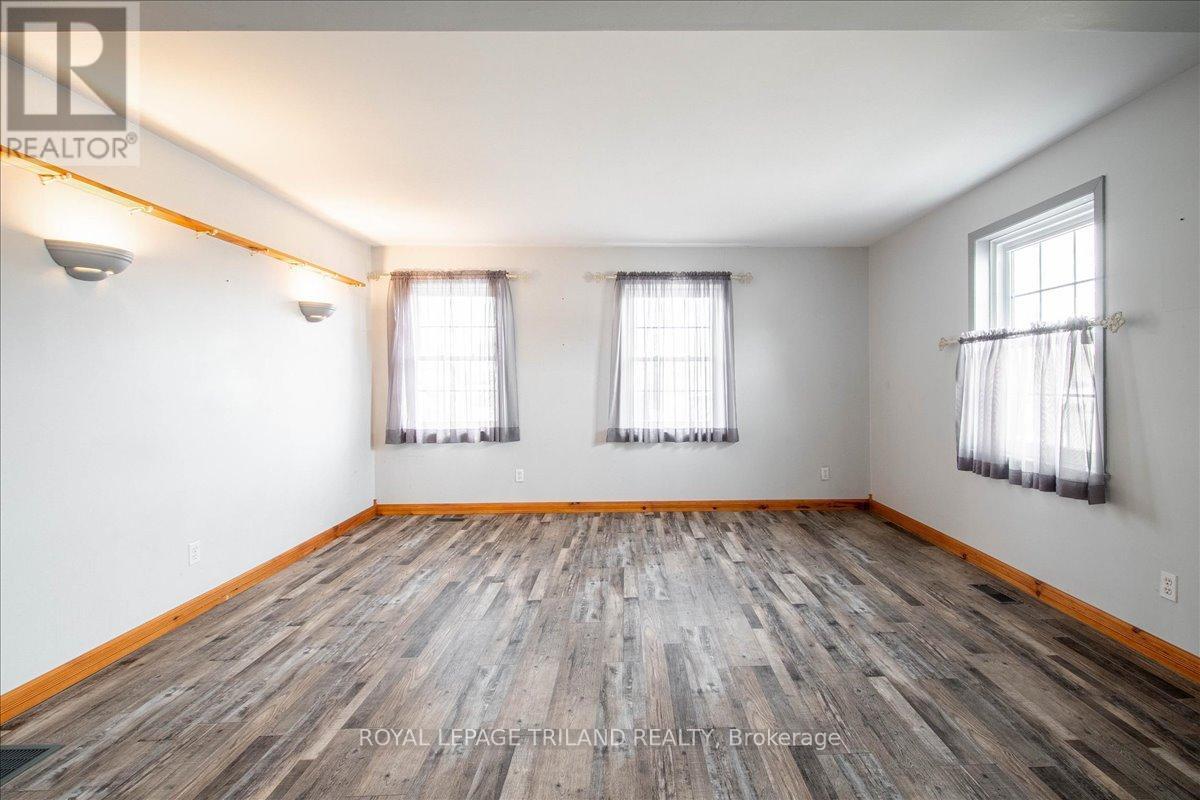 












258 MAIN STREET

,
Southwest Middlesex (Glencoe),




Ontario
N0L1M0

