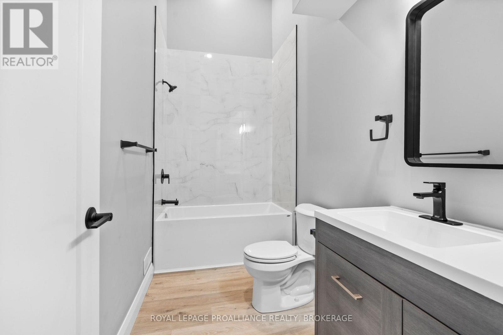 












299 ARTHUR STREET

,
Gananoque,




Ontario
K7G1B3

