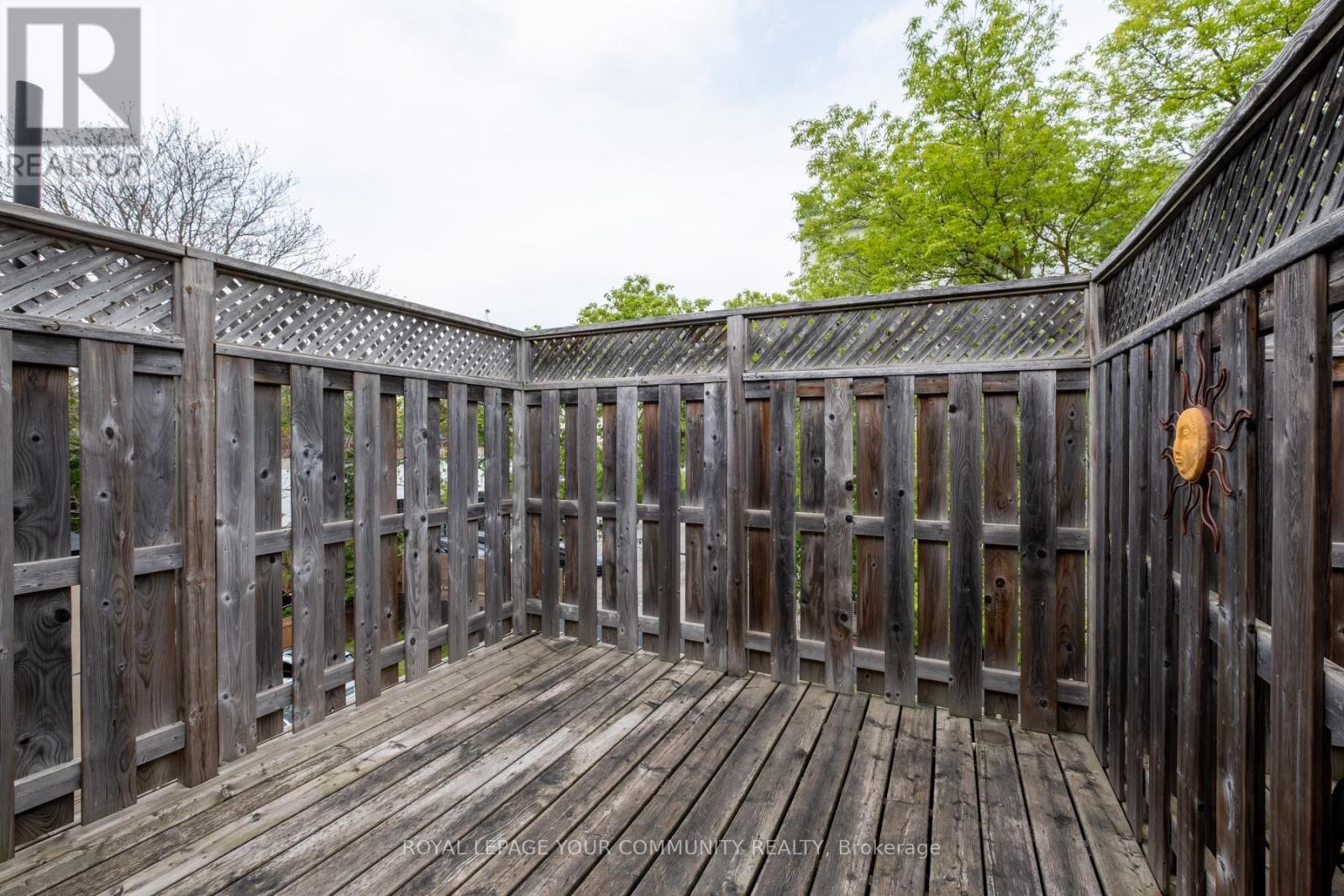 












356 DUPONT STREET

,
Toronto,




Ontario
M5R1V9

