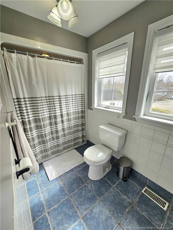 









720


Assumption

,
Bathurst,




NB
E2A 2V7

