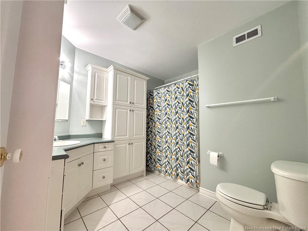 









720


Assumption

,
Bathurst,




NB
E2A 2V7

