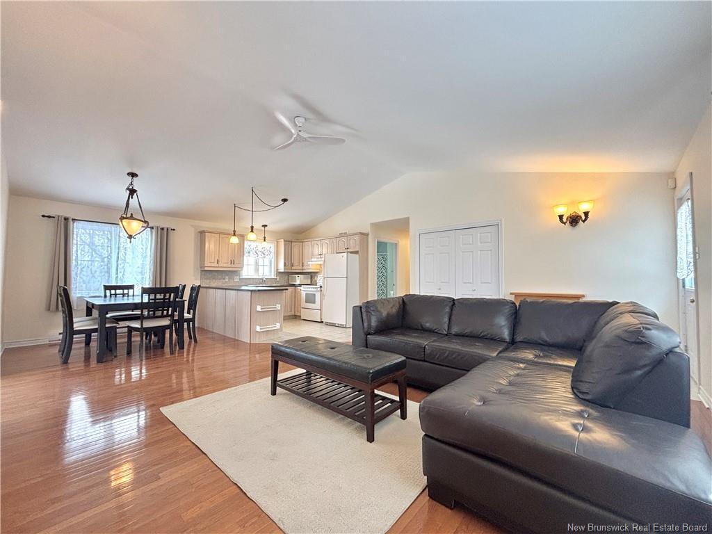 









720


Assumption

,
Bathurst,




NB
E2A 2V7

