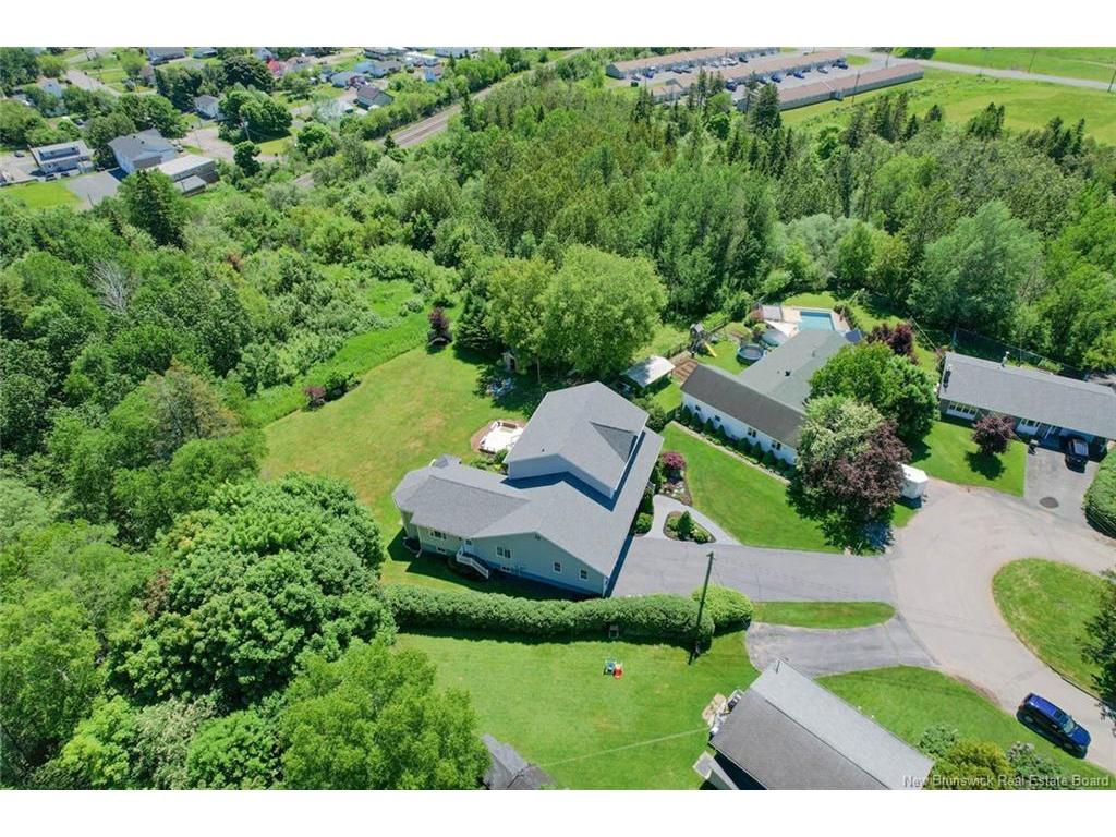 









720


Assumption

,
Bathurst,




NB
E2A 2V7

