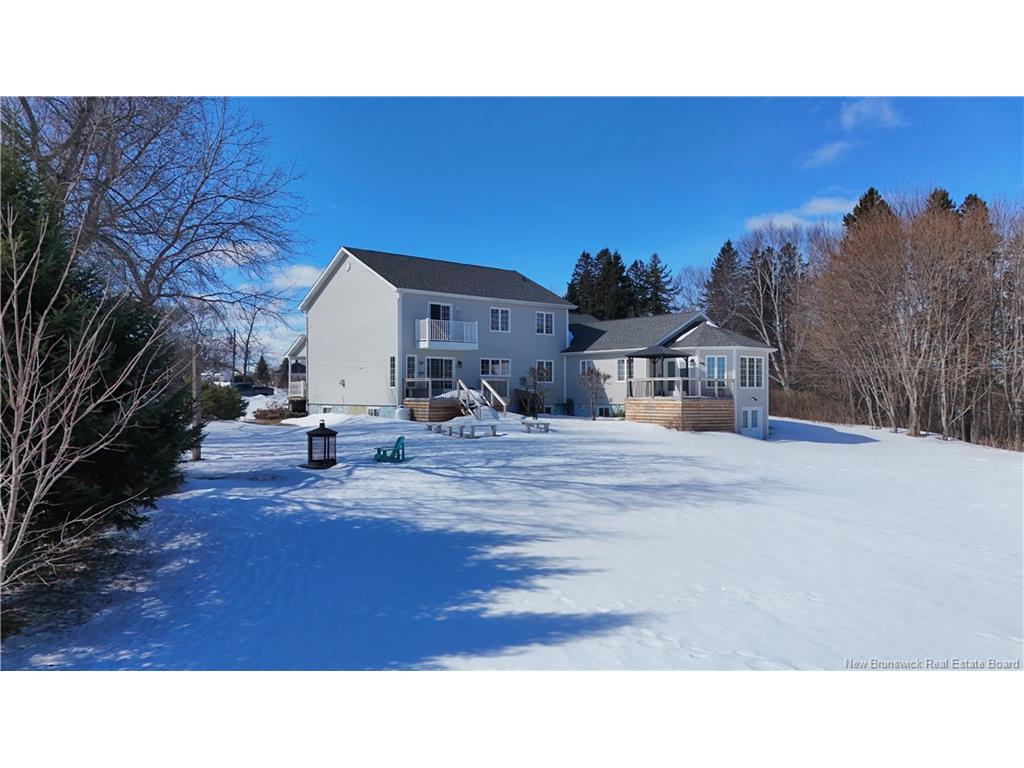 









720


Assumption

,
Bathurst,




NB
E2A 2V7

