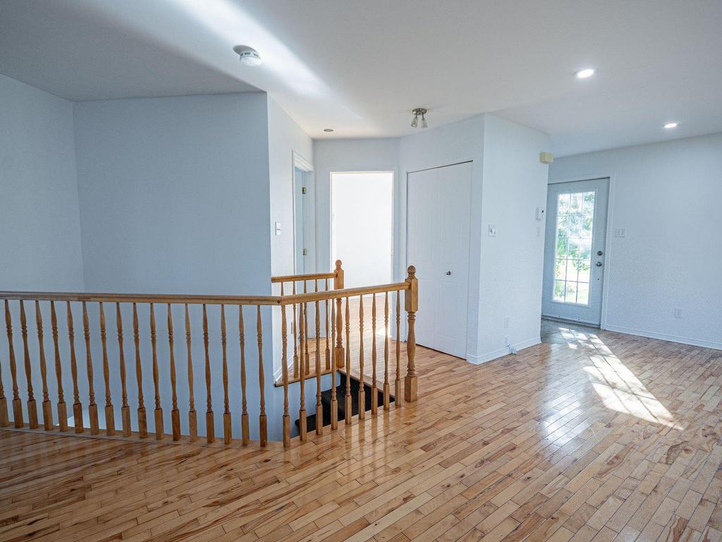 









210


Place Roy

,
Saint-Zotique,




QC
J0P1Z0

