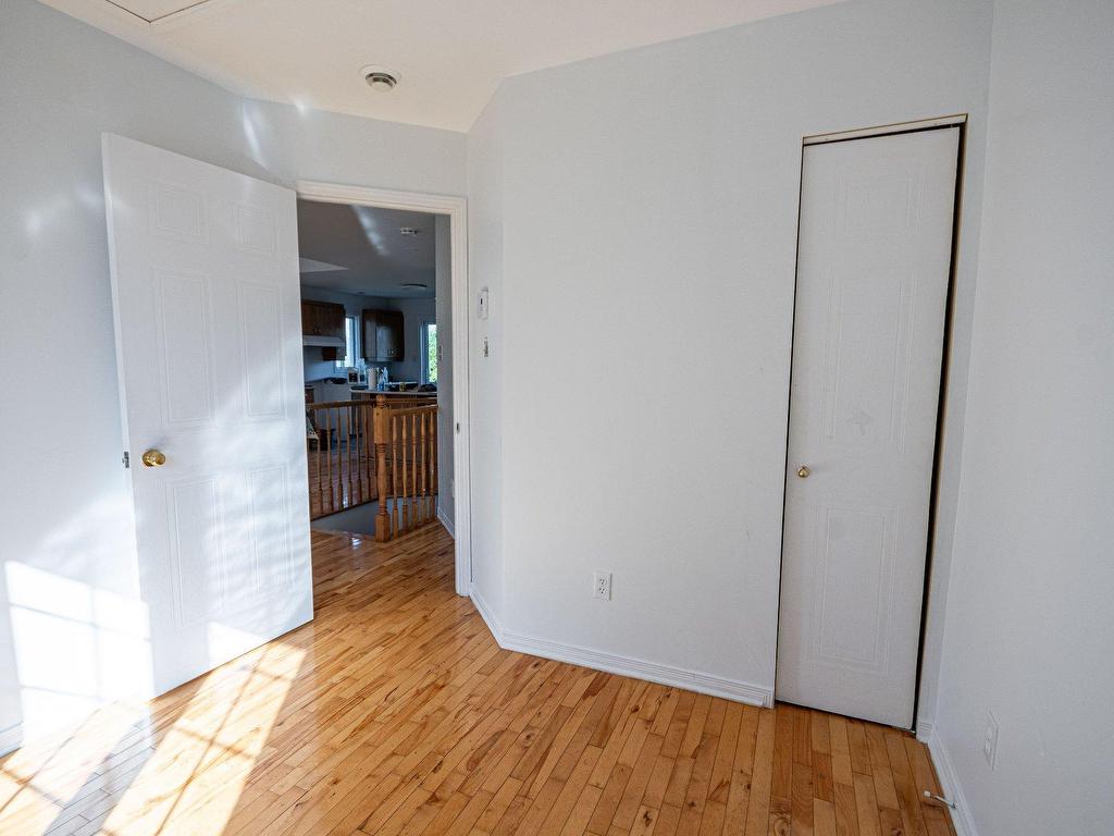 









210


Place Roy

,
Saint-Zotique,




QC
J0P1Z0

